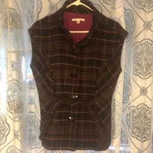 Tweed vest silk like lining